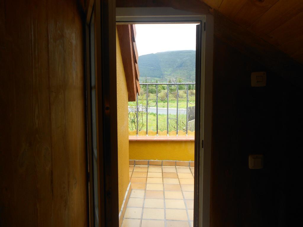 En Casa De Carlos Ortigosa del Monte Dış mekan fotoğraf